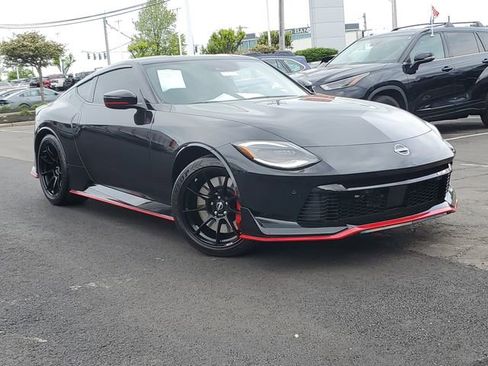 Certified 2024 Nissan Z NISMO w/ Floor Mat Package RWD image 31