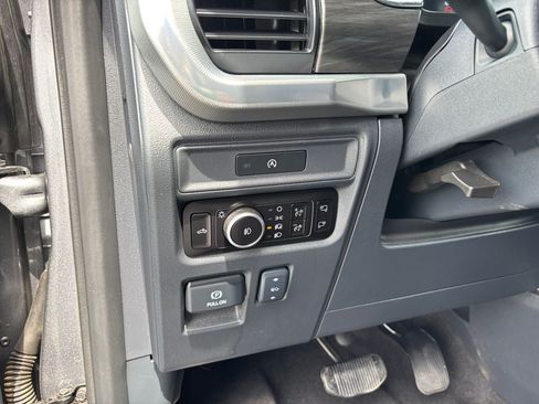 Used 2025 Ford F150 Lariat w/ Tow/Haul Package AWD/4WD image 19