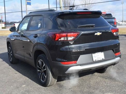 Used 2023 Jeep Compass Limited image 19