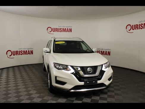 Used 2019 Nissan Rogue SV AWD/4WD image 12