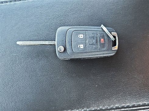 Used 2017 Chevrolet Equinox LS image 34