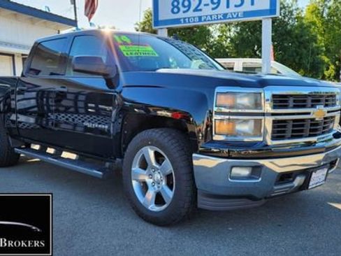 Used 2014 Chevrolet Silverado 1500 LT w/ LT Convenience Package RWD image 2