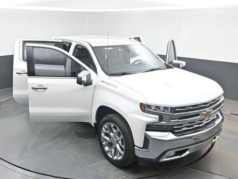 Used 2019 Chevrolet Silverado 1500 LTZ w/ LTZ Plus Package AWD/4WD image 52