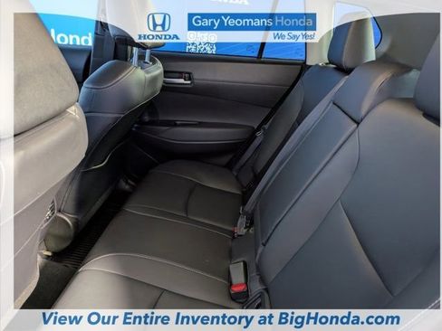 Used 2022 Toyota Corolla Cross XLE image 18