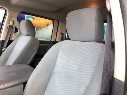 Used 2016 RAM 2500 SLT AWD/4WD image 18