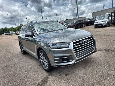 Used 2018 Audi Q7 3.0T Premium Plus w/ Premium Plus Package AWD/4WD image 11