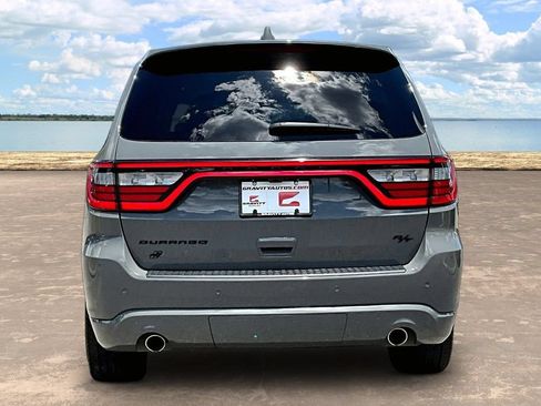 Used 2022 Dodge Durango R/T w/ Blacktop Package AWD/4WD image 5