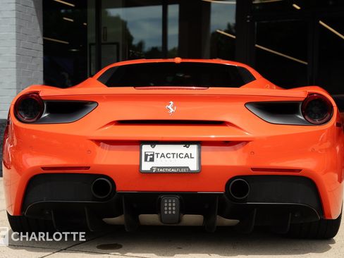 Used 2016 Ferrari 488 GTB RWD image 15