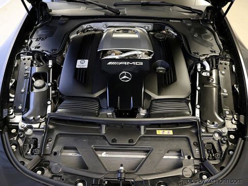 Used 2024 Mercedes-Benz SL 55 AMG 4MATIC image 38