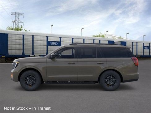 New 2026 Ford Expedition Tremor image 3