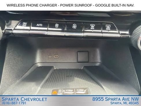 Used 2025 Chevrolet Traverse LT w/ Sun and Wheel Package AWD/4WD image 24