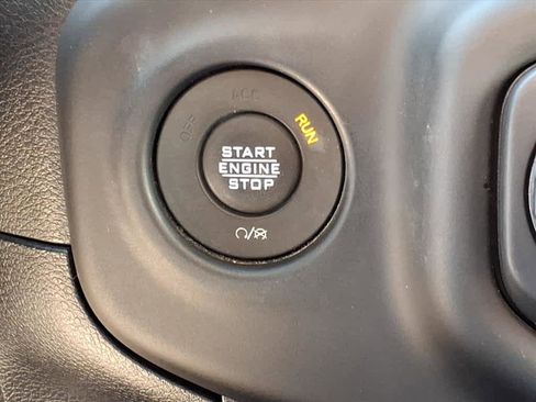 Used 2020 Jeep Gladiator Mojave image 7