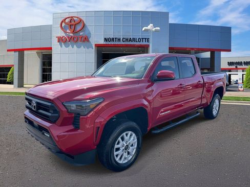Used 2024 Toyota Tacoma SR5 RWD image 4