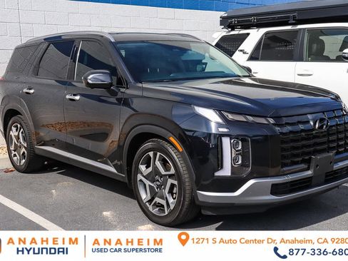 Used 2023 Hyundai Palisade Limited image 1