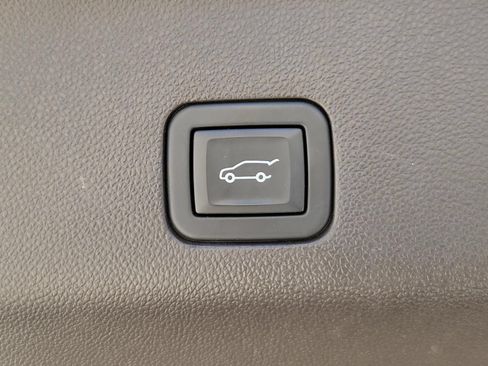 Used 2023 Cadillac Escalade Sport w/ Touring Package RWD image 12