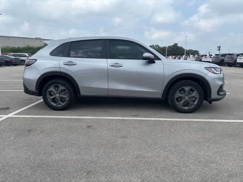 Used 2026 Honda HR-V LX image 6