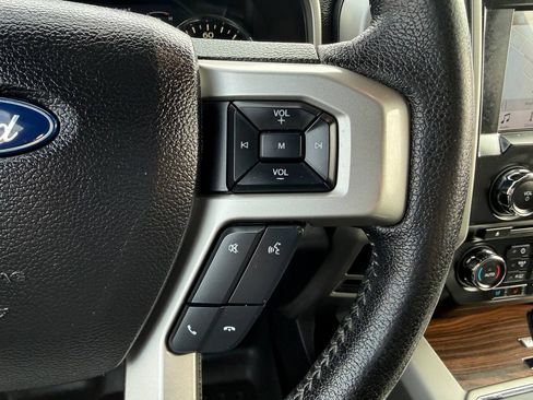 Used 2016 Ford F150 Lariat image 27