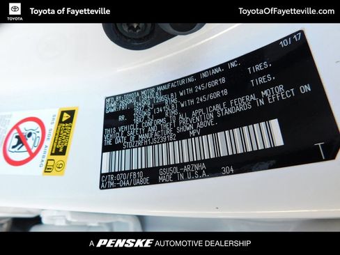 Used 2018 Toyota Highlander LE FWD image 8