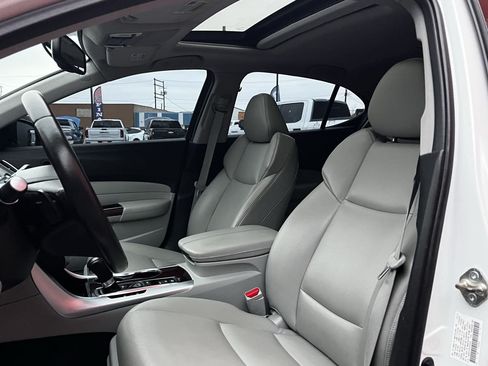 Used 2015 Acura TLX FWD image 10