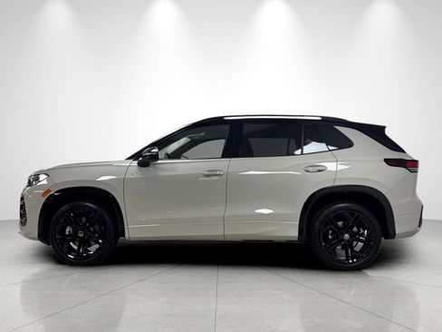 New 2026 Volkswagen Tiguan SE R-Line AWD/4WD image 2