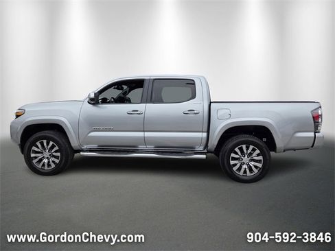 Used 2023 Toyota Tacoma Limited image 2