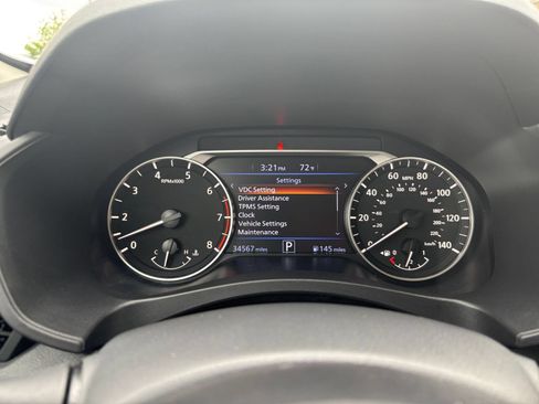 Used 2025 Nissan Altima 2.5 SV FWD image 39