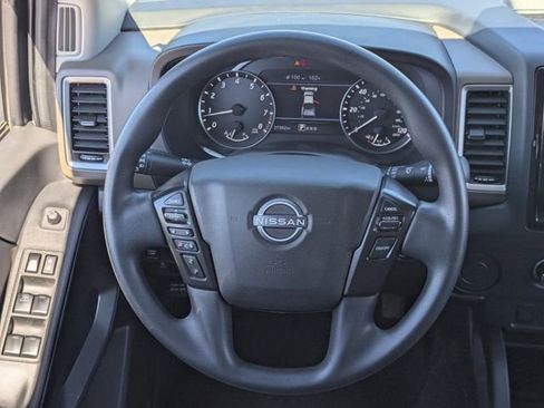 Used 2023 Nissan Frontier SV w/ Tow Package image 18