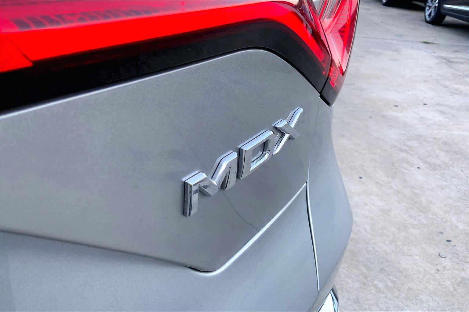 Used 2024 Acura MDX w/ Technology Package FWD image 10
