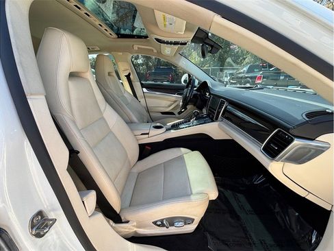 Used 2014 Porsche Panamera 4S image 47