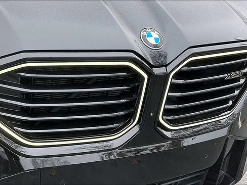 Used 2025 BMW XM image 31