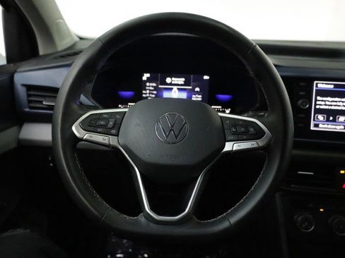 Used 2022 Volkswagen Taos SE image 14