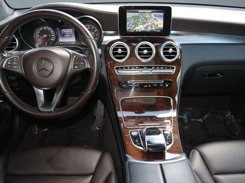 Used 2017 Mercedes-Benz GLC 300 GLC 300 image 28