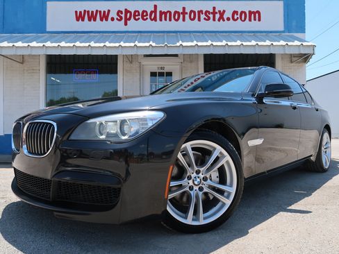 Used 2015 BMW 740i RWD image 1
