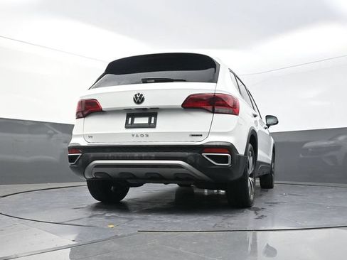 Used 2022 Volkswagen Taos SE AWD/4WD image 36