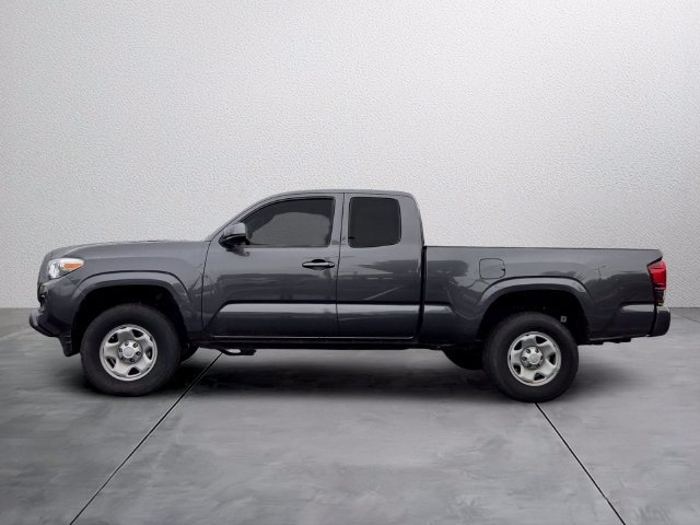 Used 2023 Toyota Tacoma SR w/ SR Convenience Package AWD/4WD image 2