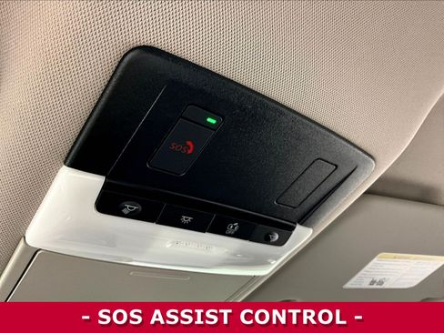 Certified 2025 Nissan Rogue SL AWD/4WD image 38