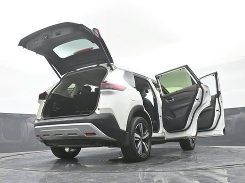 Used 2023 Nissan Rogue Platinum w/ Platinum Premium Package AWD/4WD image 46