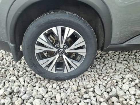 Certified 2023 Nissan Rogue SV w/ SV Premium B Package AWD/4WD image 53