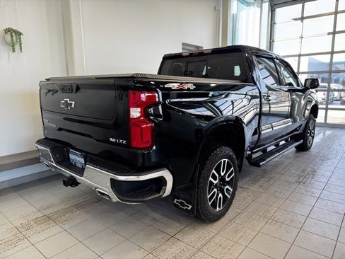 Certified 2022 Chevrolet Silverado 1500 LTZ w/ LTZ Premium Package image 40