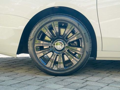 Used 2022 Rolls-Royce Ghost image 31