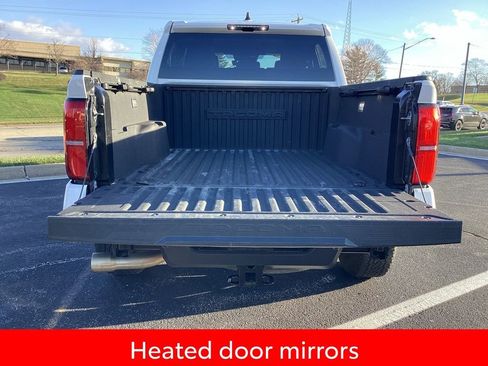 Used 2024 Toyota Tacoma TRD Off-Road image 10