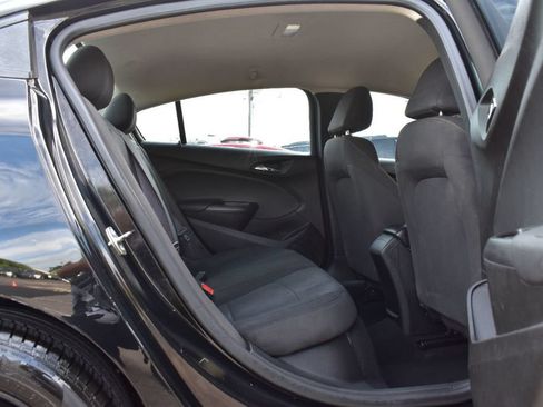 Used 2017 Chevrolet Cruze LS FWD image 21