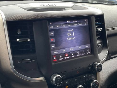 Used 2020 RAM 1500 Laramie AWD/4WD image 14