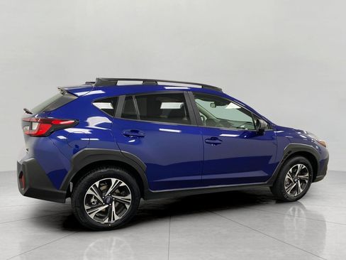 Used 2025 Subaru Crosstrek 2.5i Premium AWD/4WD image 3