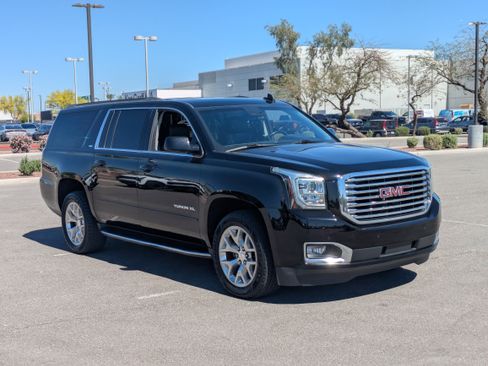 Used 2019 GMC Yukon XL SLT image 7