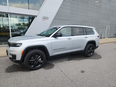 Used 2025 Jeep Grand Cherokee L Limited w/ Black Appearance Package