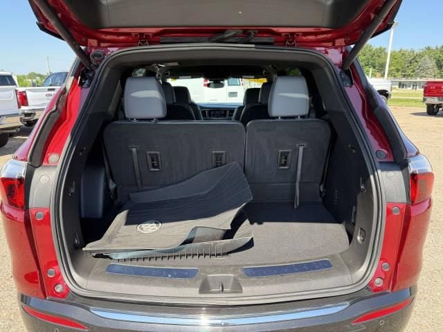 Used 2023 Buick Enclave Essence w/ Trailering Package, 5000 lbs. FWD image 8
