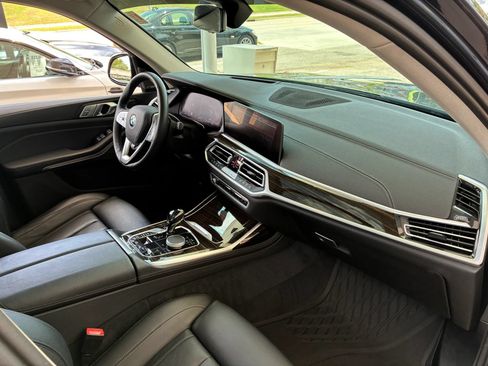 Used 2020 BMW X7 xDrive40i w/ Premium Package AWD/4WD image 20
