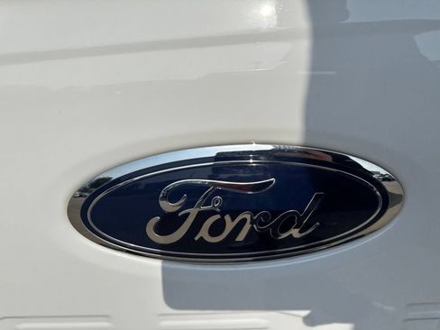 Used 2024 Ford F250 XLT AWD/4WD image 5
