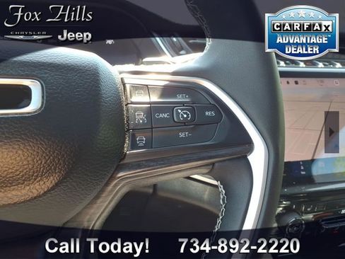 Used 2024 Jeep Grand Cherokee L Limited AWD/4WD image 21